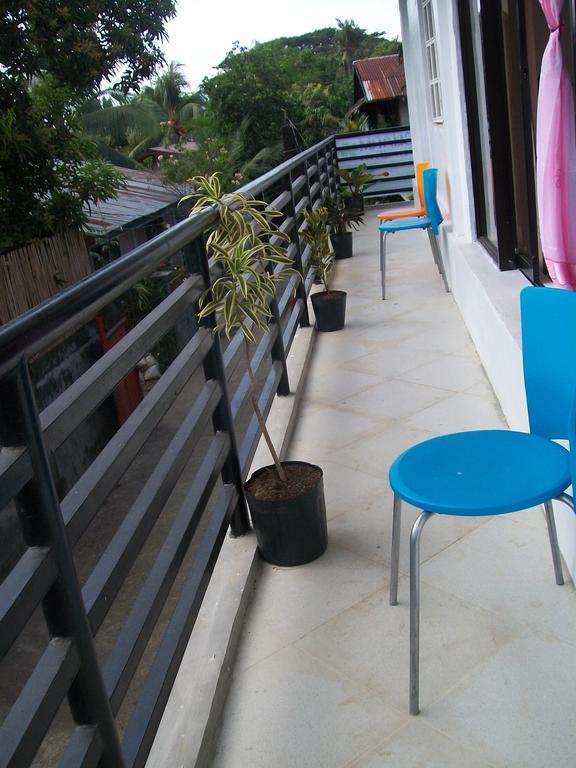 Charm Guest House Puerto Princesa Exterior foto