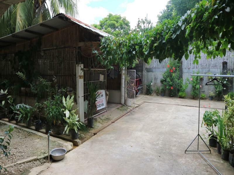 Charm Guest House Puerto Princesa Exterior foto
